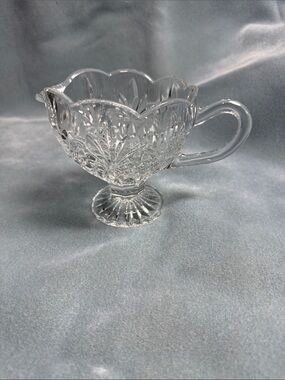 Elegant Shannon Crystal Clear Glass Gravy Boat/Creamer with Scalloped Rim